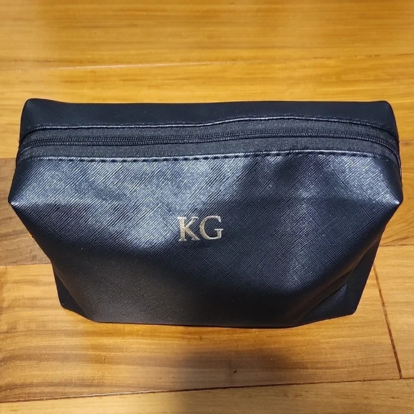 KG Black Cosmetic Bag with Skincare and Haircare Set - Picture 5 of 5